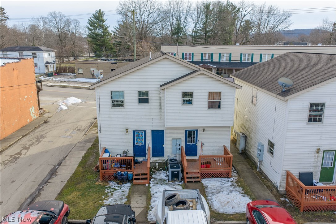 209 - 223 Trenton Avenue Uhrichsville OH 44683