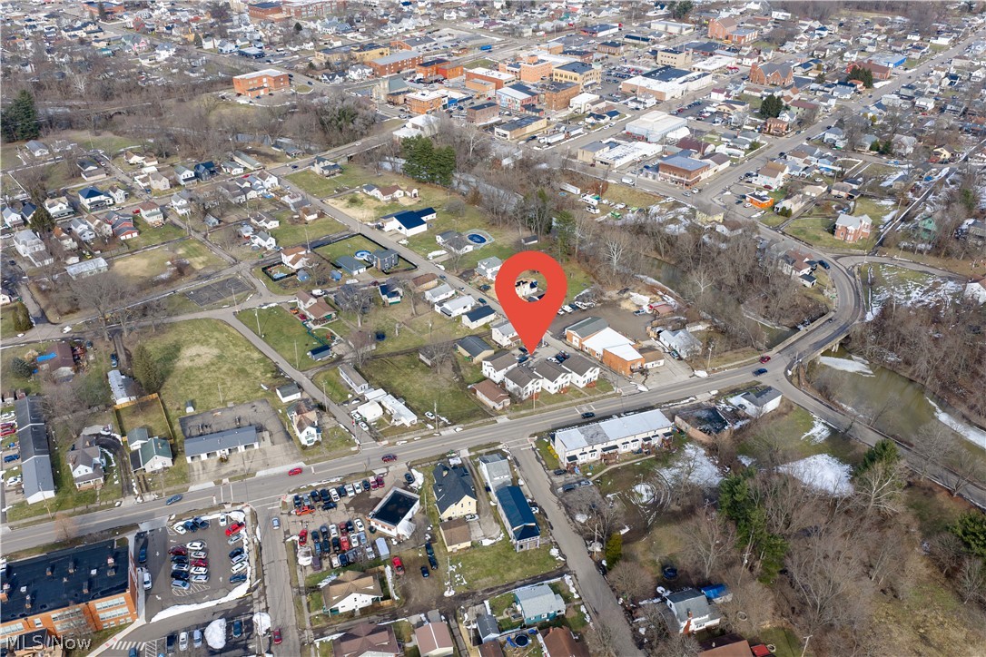 209 - 223 Trenton Avenue Uhrichsville OH 44683