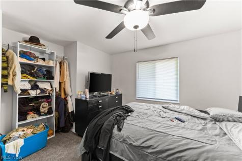 4578 E 131st Street Garfield Heights OH 44105