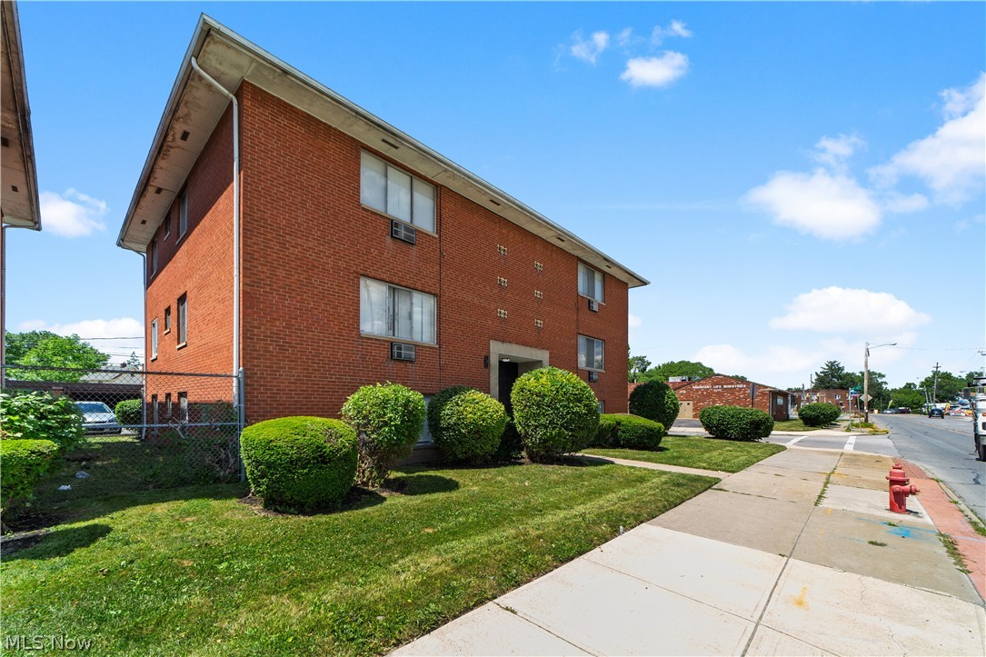 4578 E 131st Street Garfield Heights OH 44105