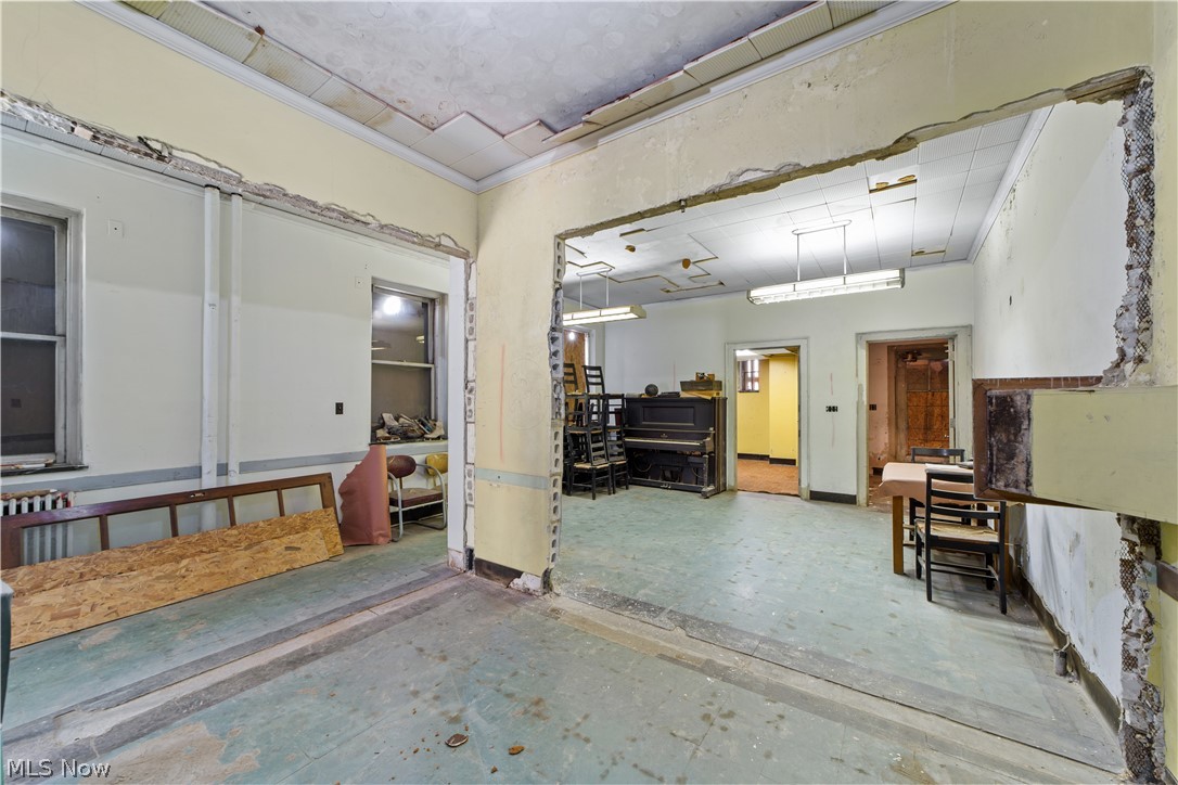 6330 Lorain Avenue Cleveland OH 44102