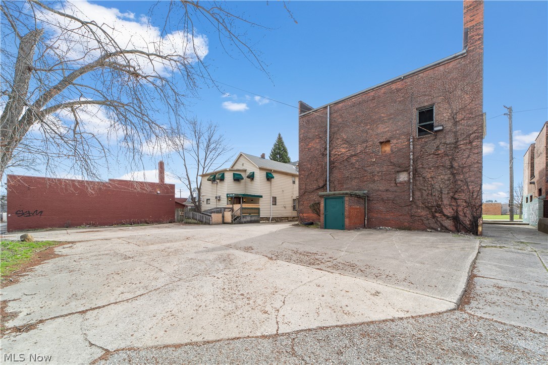 6330 Lorain Avenue Cleveland OH 44102
