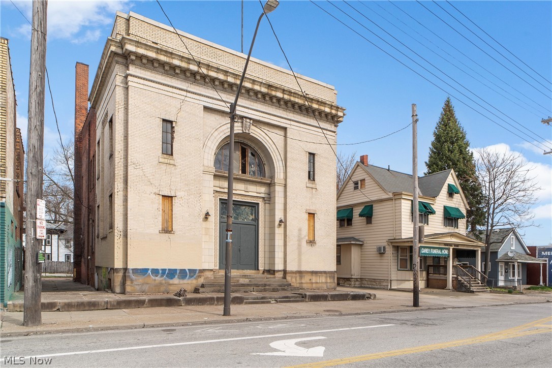 6330 Lorain Avenue Cleveland OH 44102
