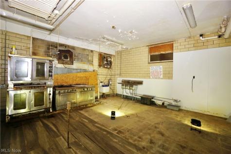 10004 Union Avenue Cleveland OH 44105