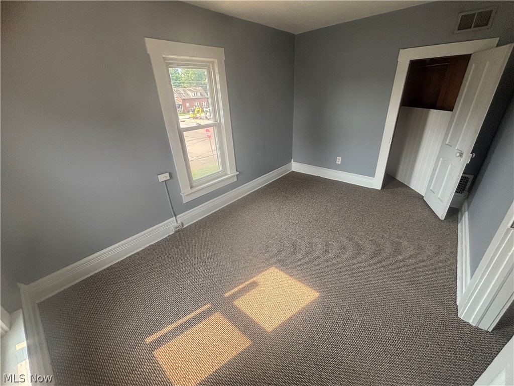 35 31st Street SW Barberton OH 44203