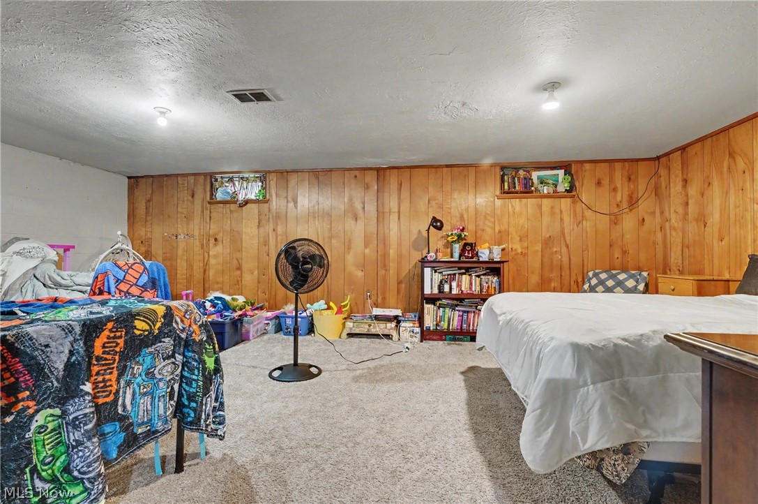 37822 Euclid Avenue Willoughby OH 44094