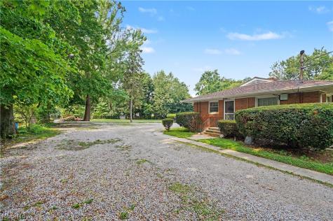 37822 Euclid Avenue Willoughby OH 44094