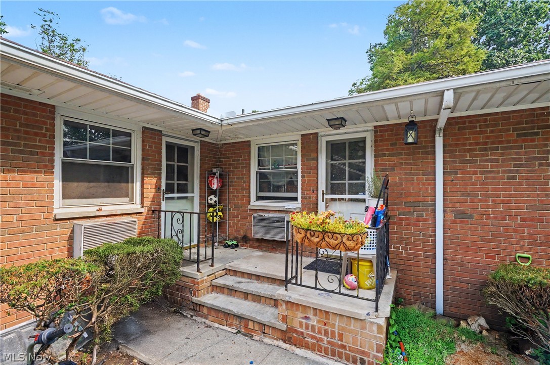 37822 Euclid Avenue Willoughby OH 44094