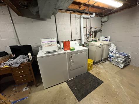 309 S Chapel Street Louisville OH 44641