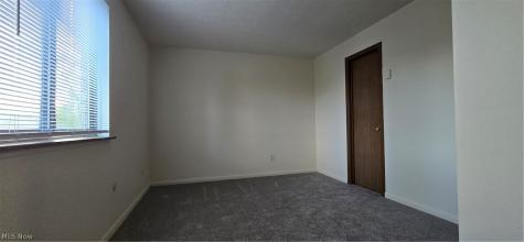 899 Rosamond Avenue Akron OH 44307