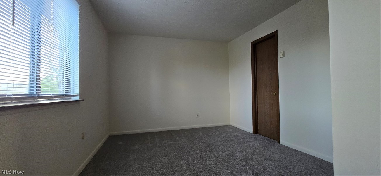 899 Rosamond Avenue Akron OH 44307