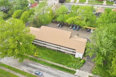 899 Rosamond Avenue Akron OH 44307