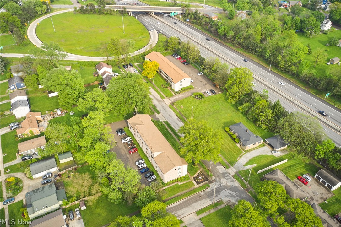 899 Rosamond Avenue Akron OH 44307