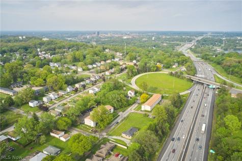 Rosamond Avenue Akron OH 44307