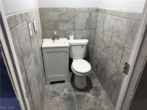 4712 W 130th Street Cleveland OH 44135