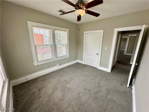 17020 Madison Avenue Lakewood OH 44107