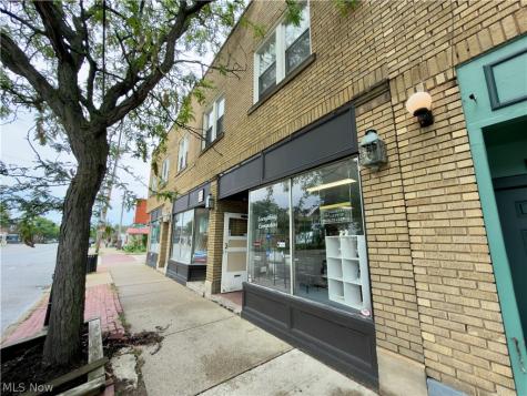 17020 Madison Avenue Lakewood OH 44107