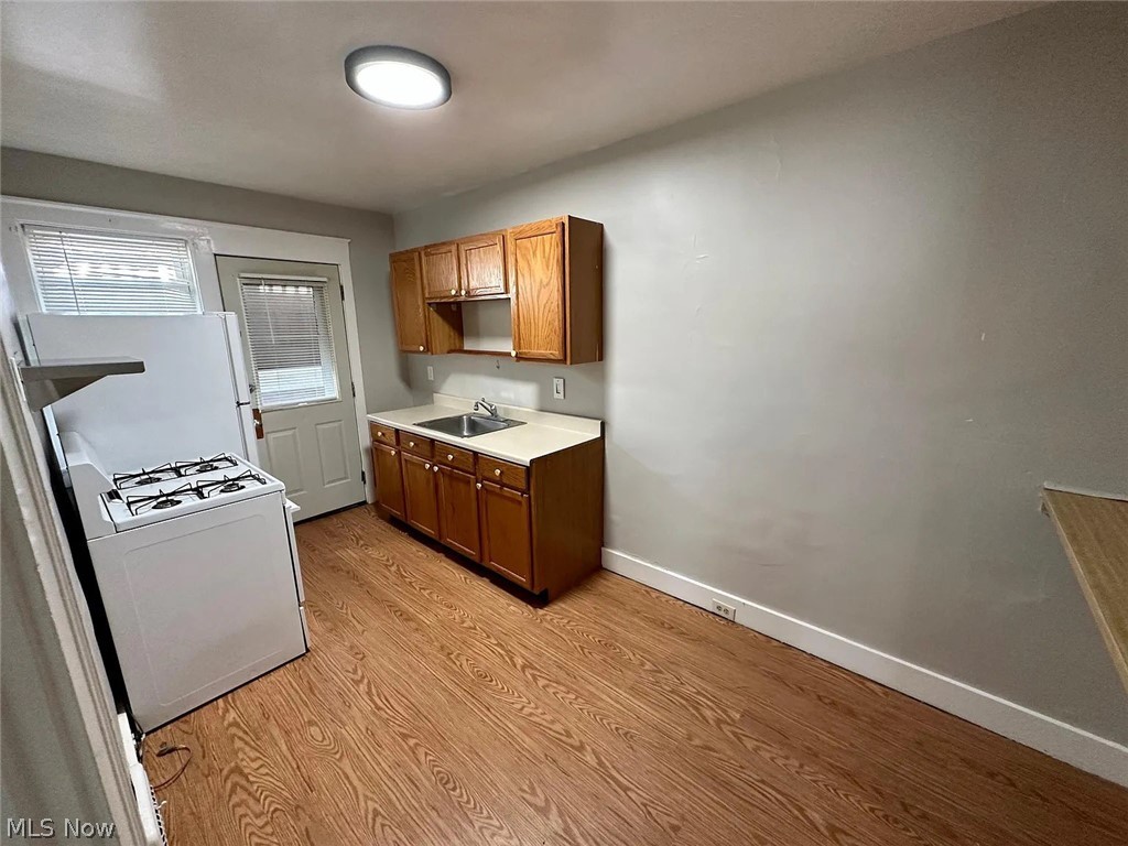 17020 Madison Avenue Lakewood OH 44107