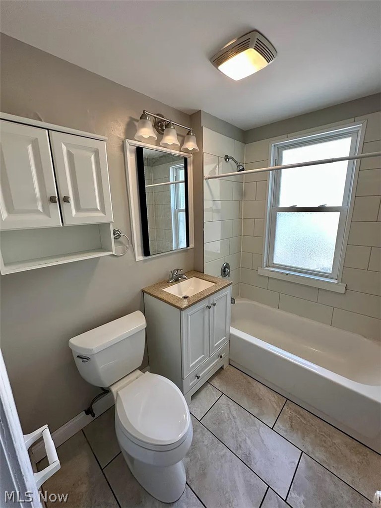 17020 Madison Avenue Lakewood OH 44107