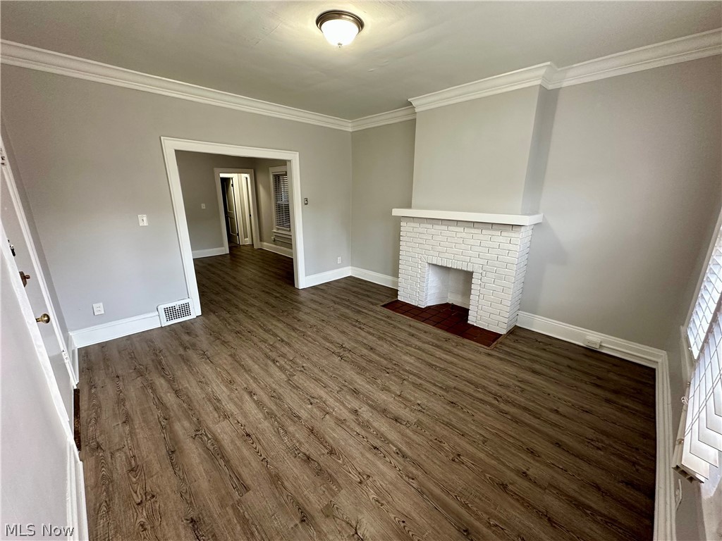 17020 Madison Avenue Lakewood OH 44107