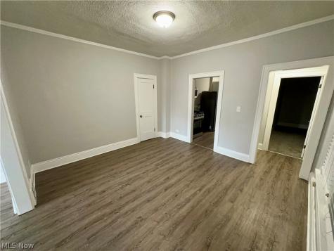 17020 Madison Avenue Lakewood OH 44107