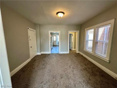17020 Madison Avenue Lakewood OH 44107