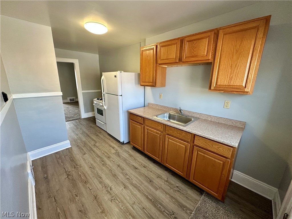 17020 Madison Avenue Lakewood OH 44107