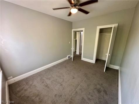 17020 Madison Avenue Lakewood OH 44107