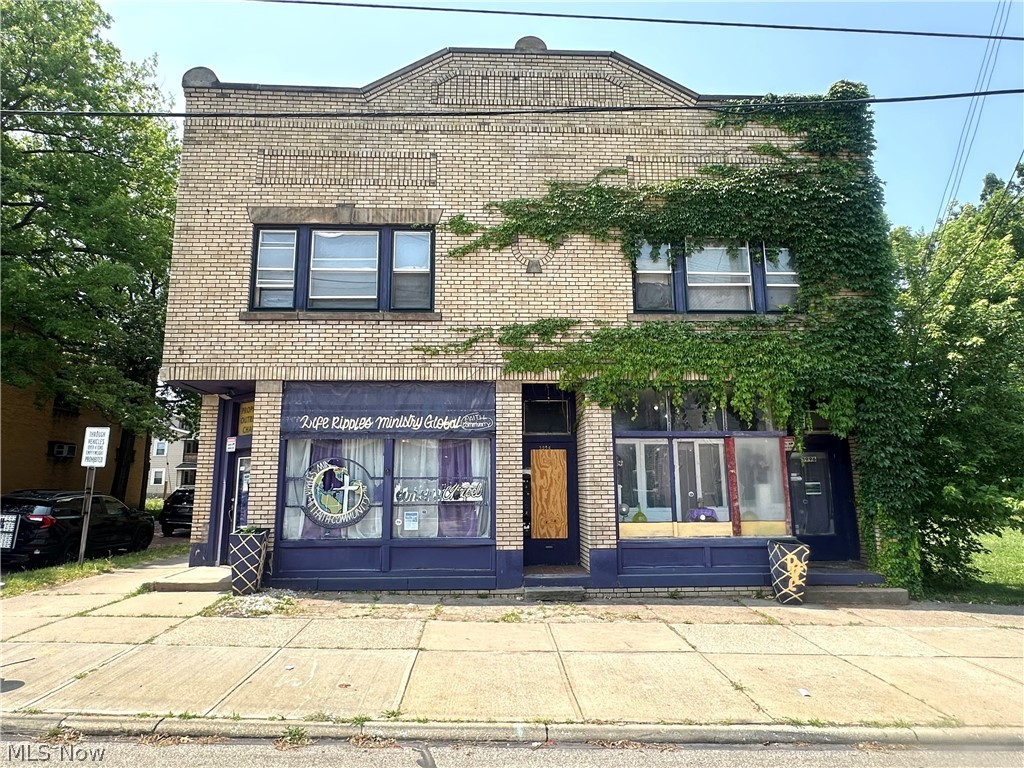3996 E 71st Street Cleveland OH 44105