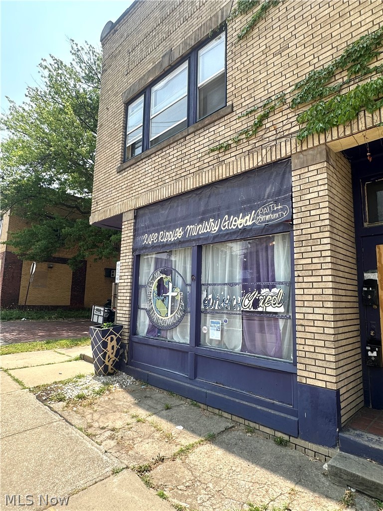 3996 E 71st Street Cleveland OH 44105