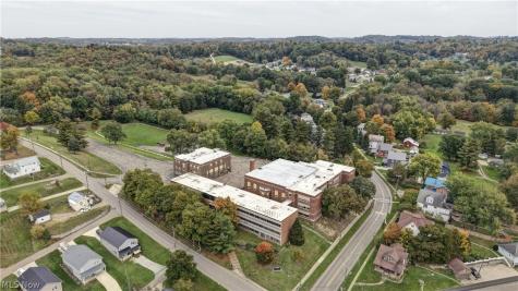 439 E Jackson Street Millersburg OH 44654
