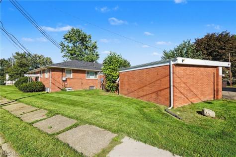 2006 Fulton Road NW Canton OH 44709