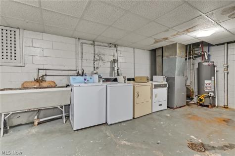 2006 Fulton Road NW Canton OH 44709