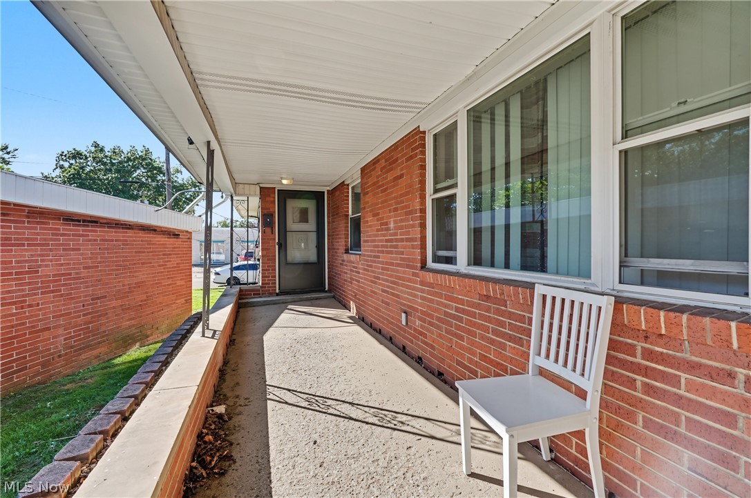 2006 Fulton Road NW Canton OH 44709