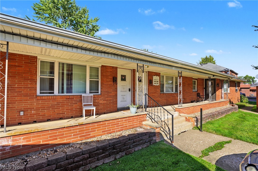 2006 Fulton Road NW Canton OH 44709