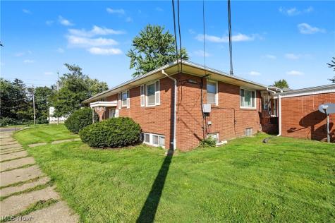 2006 Fulton Road NW Canton OH 44709
