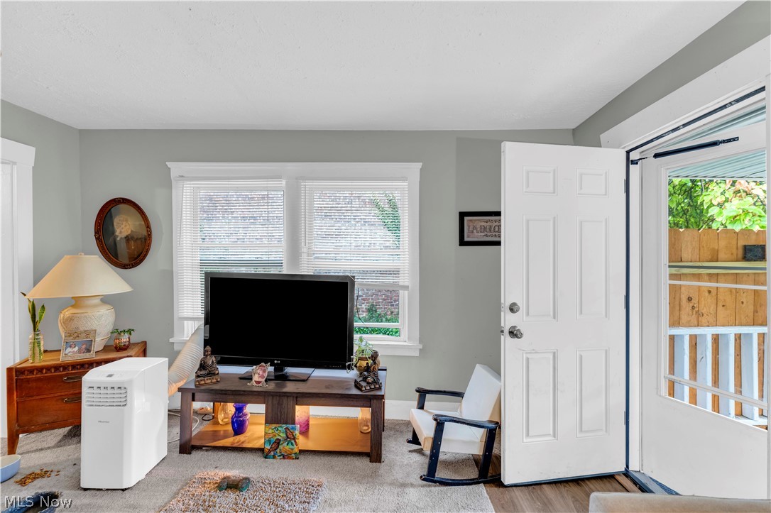 5007 Clark Avenue Cleveland OH 44102
