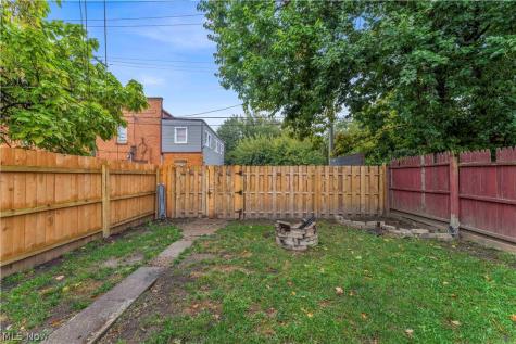 5007 Clark Avenue Cleveland OH 44102