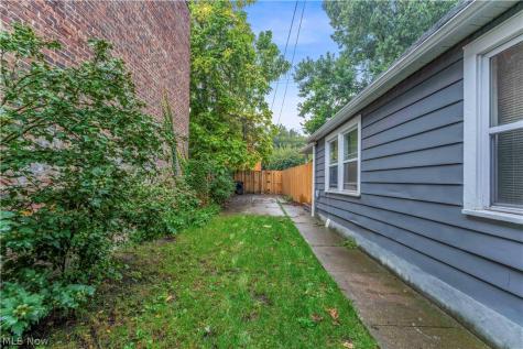 5007 Clark Avenue Cleveland OH 44102