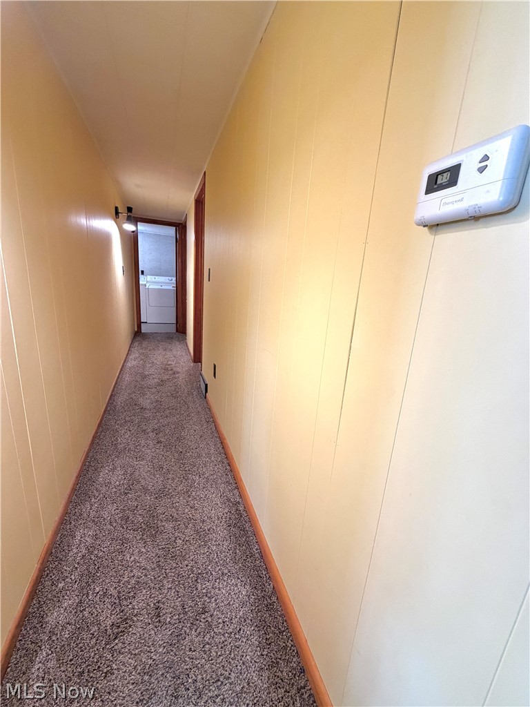 211 Yoder Avenue NE Sugarcreek OH 44681