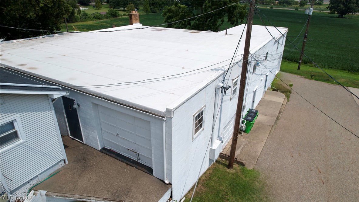 211 Yoder Avenue NE Sugarcreek OH 44681