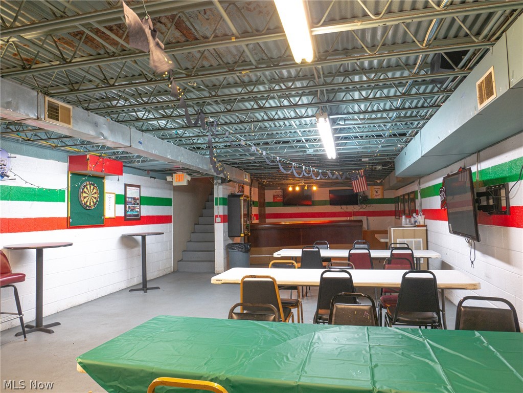 880 Youngstown Poland Road Struthers OH 44471