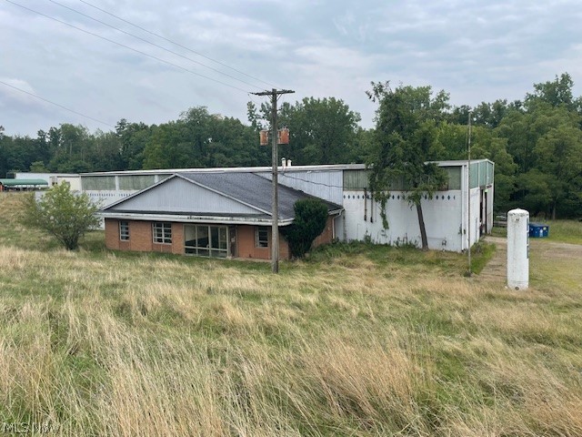 2025 Harsh Avenue SE Massillon OH 44646