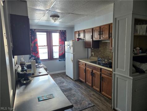 5767 Ridge Road Parma OH 44129