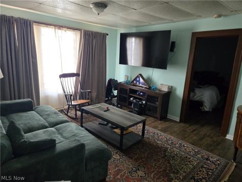 5767 Ridge Road Parma OH 44129