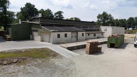 816 Milan Street N Canal Fulton OH 44614