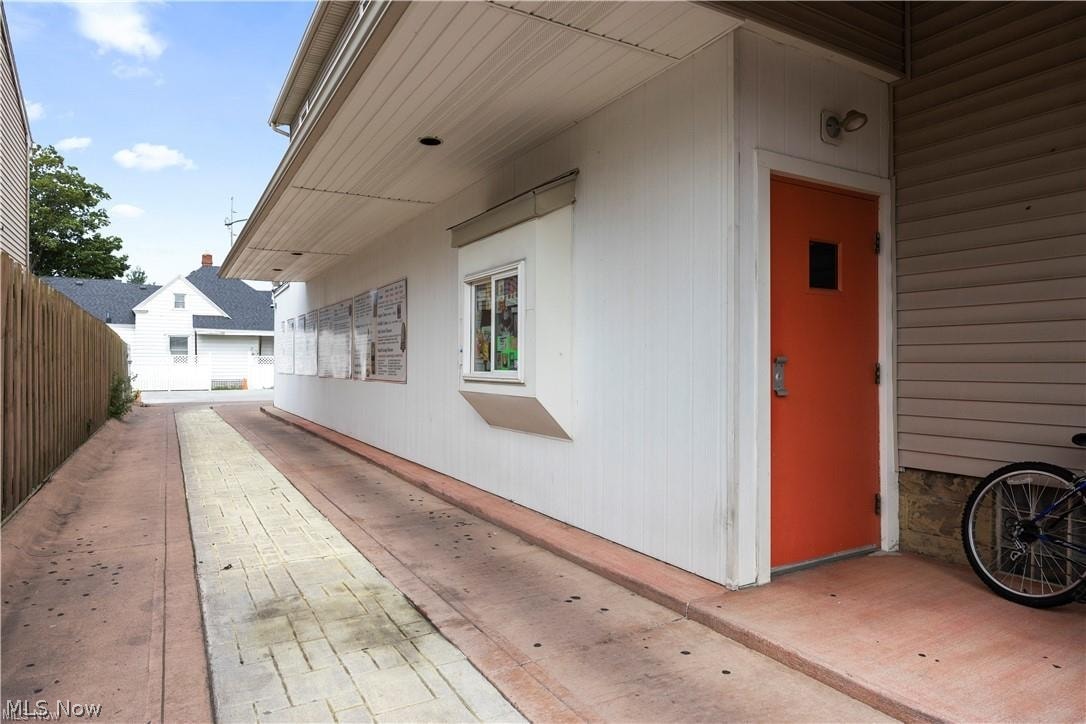 336 Oberlin Avenue Lorain OH 44052