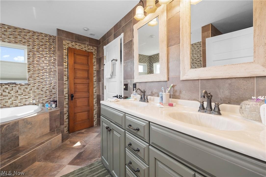 336 Oberlin Avenue Lorain OH 44052