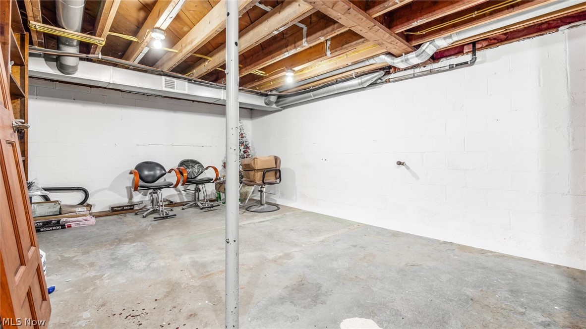 2534 Bell Street Zanesville OH 43701