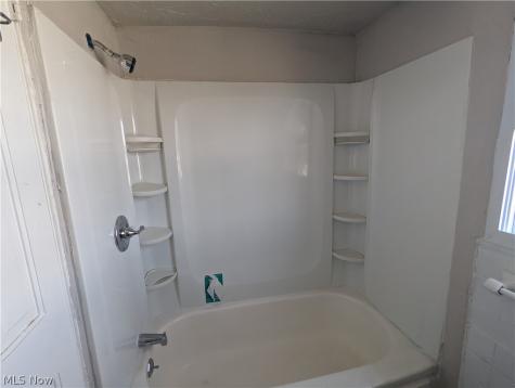 4230 Ridge Road Brooklyn OH 44144